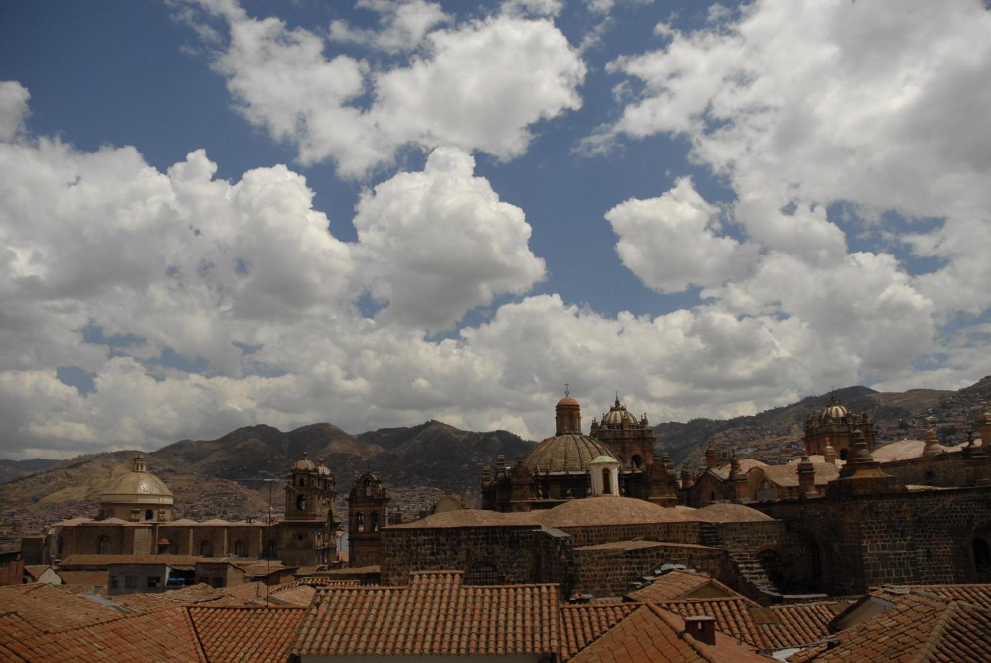 Hostal & Apartments El Triunfo Cuzco Esterno foto